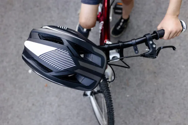Kiddimoto S 48-52 cm Ikon 2v1 črna otroška čelada