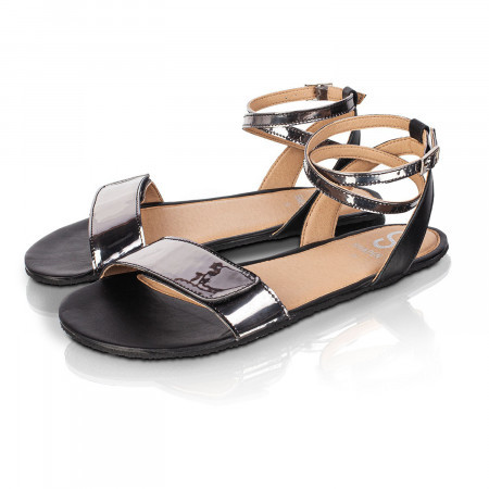 Oblikovane sandale Daisy 2.0 crne