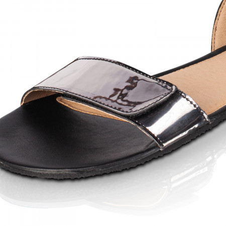 Oblikovane sandale Daisy 2.0 crne
