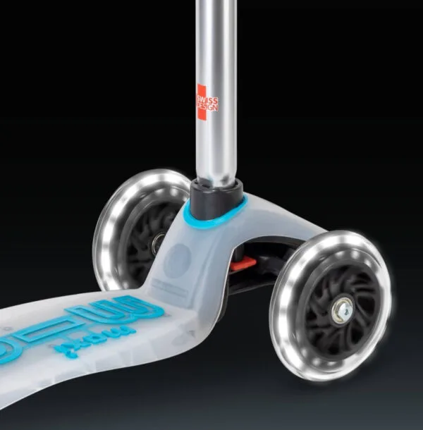 Micro skiro Maxi Deluxe Flux aqua LED