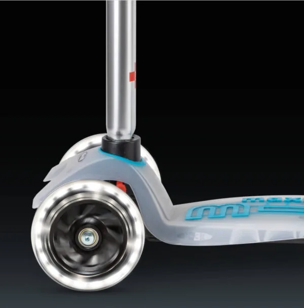 Micro skiro Maxi Deluxe Flux aqua LED
