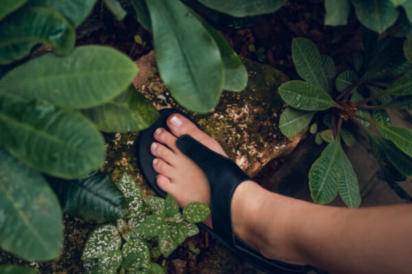 Ahinsa sandals Simple Black