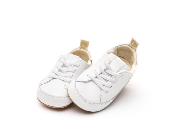 Tip Toey Joey superge Snuggle White
