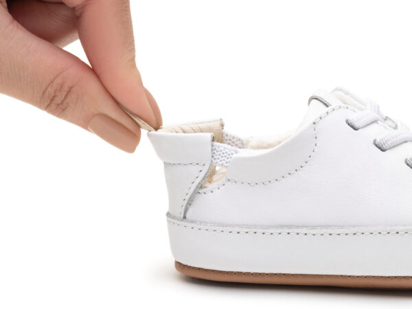 Tip Toey Joey superge Snuggle White